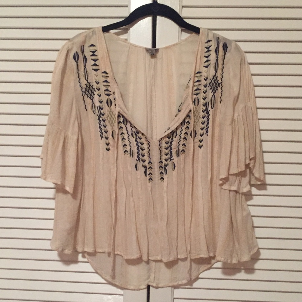 Ecote embroidered flutter sleeve top